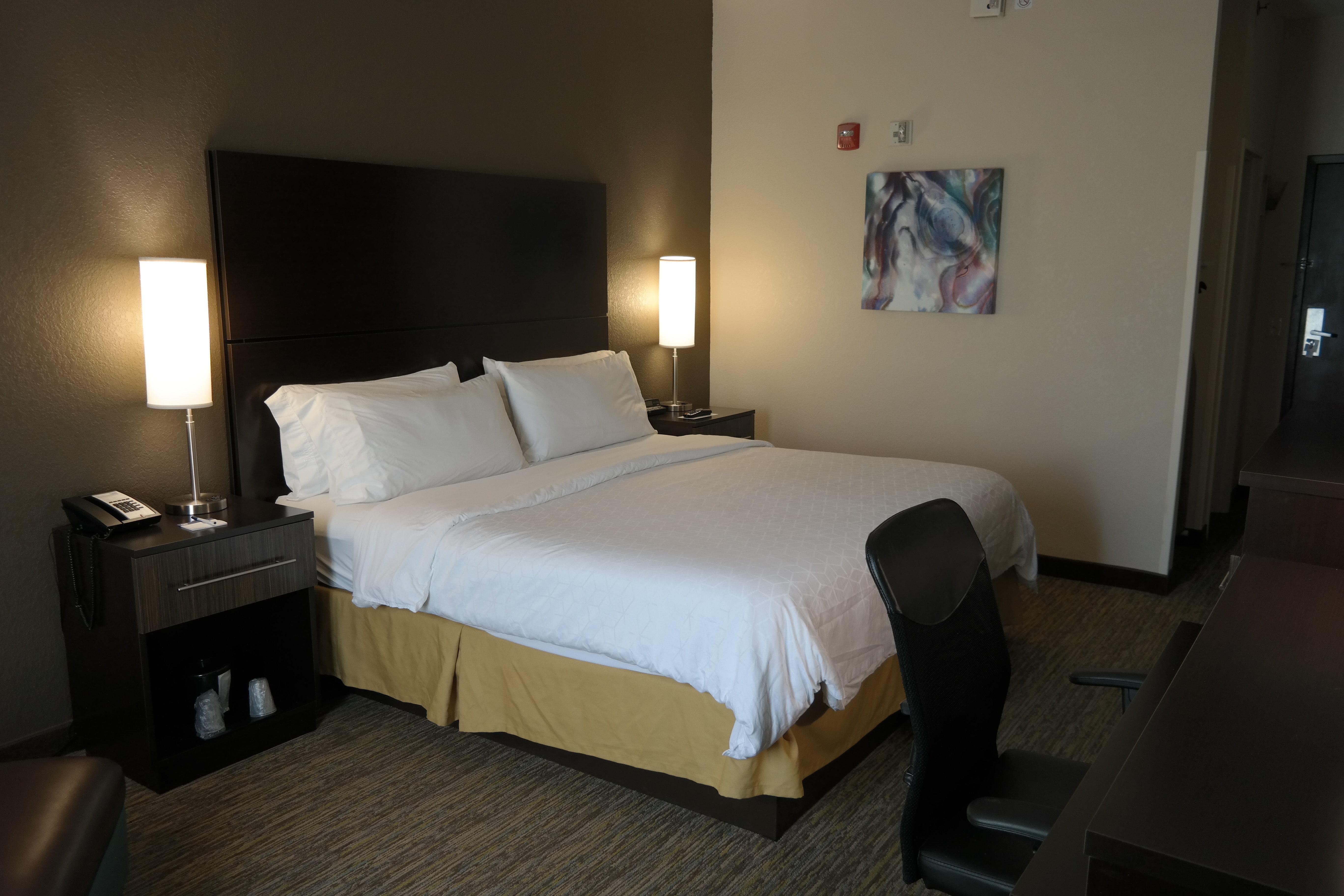Holiday Inn Express Fredericksburg - Southpoint By Ihg Exterior photo